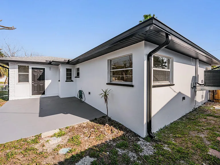 14040 Miramar Ave #A — Photo 17