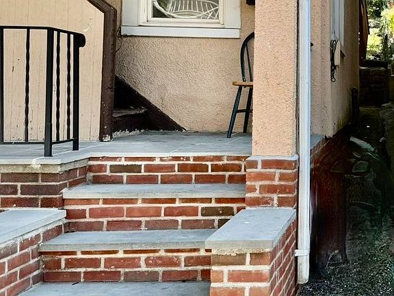 2nd image of 74 Yale Ave