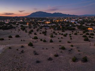 48 Cloonagh Rd, Edgewood, NM 87015