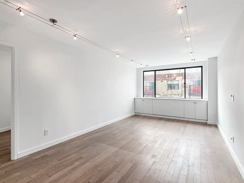 44 E 12th St #9B