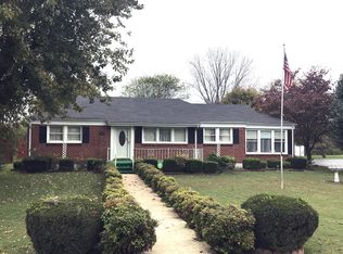 904 Nichols St, Pulaski, TN 38478