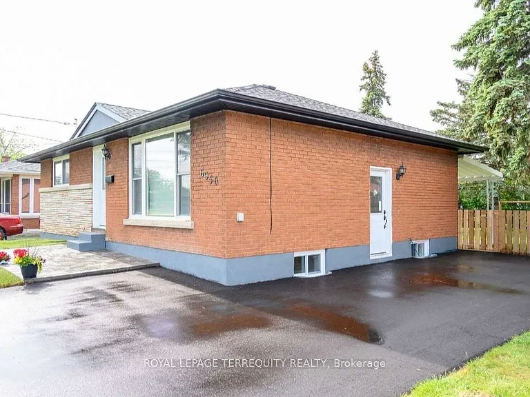 6950 Richmond Cres #MAIN FLOOR — Photo 2