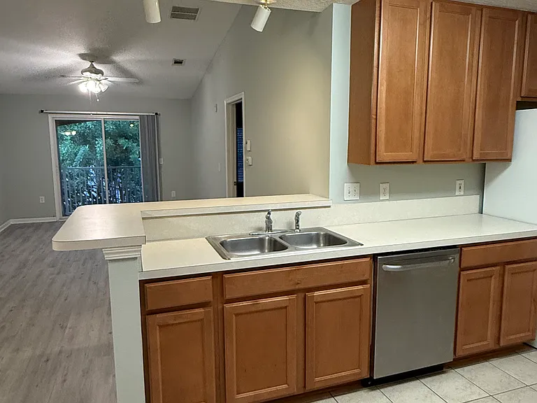 9576 Amarante Cir #8 — Photo 12