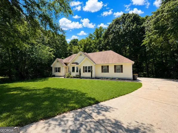 70 Wilkes Ct, Newnan, GA 30263