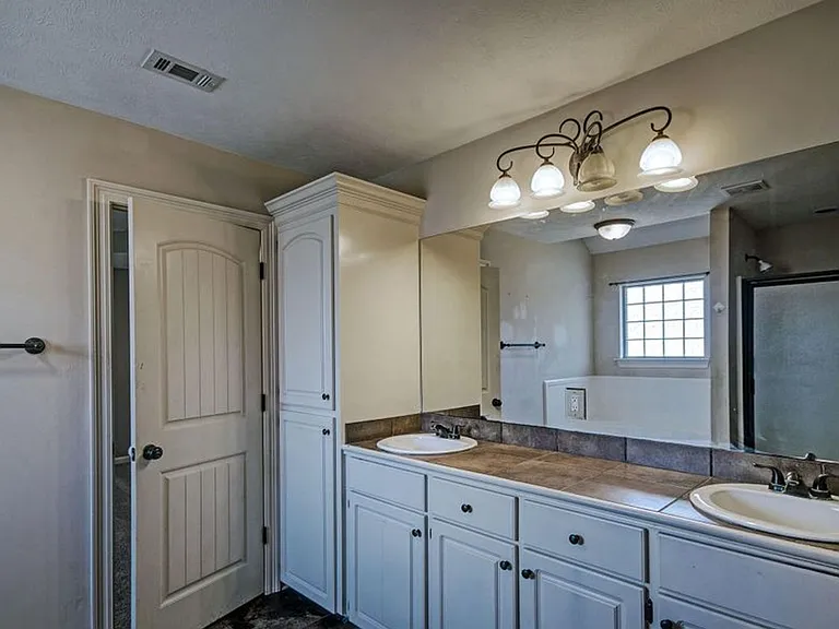 121 Millhouse Dr — Photo 11
