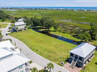 96 Enclave Pl, Pawleys Island, SC 29585