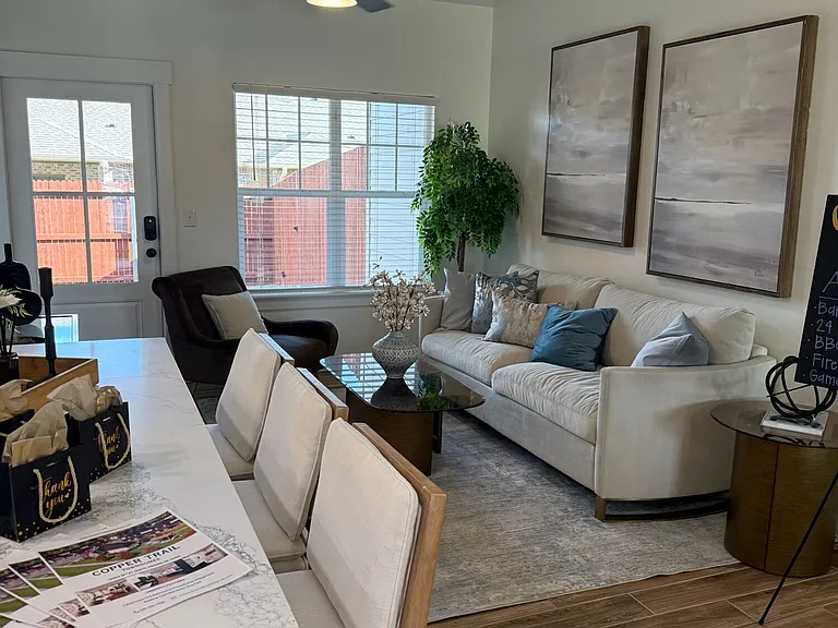 Copper Trail Townhomes — Photo 3