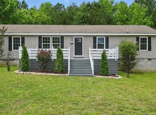99 Scharlie Ln, Spring Grove, VA 23881