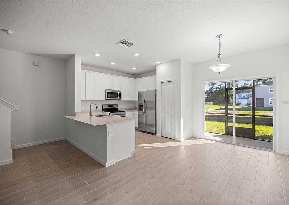 1st image of 3339 SE 37th Avenue Rd