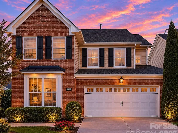 4418 Forest Gate Ln, Charlotte, NC 28270