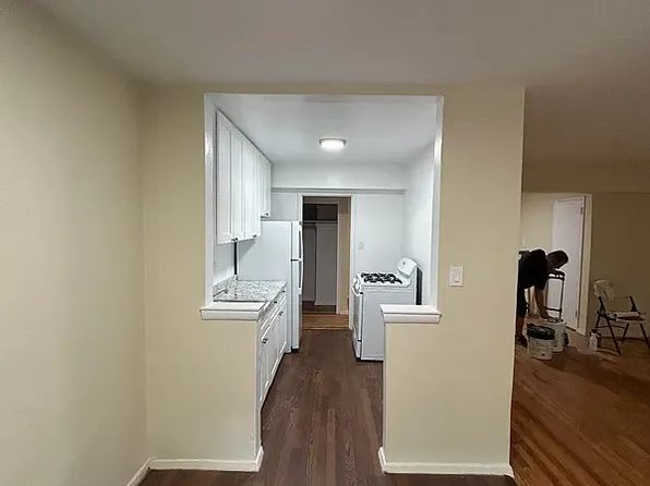 2165 Matthews Avenue image 1 of 3