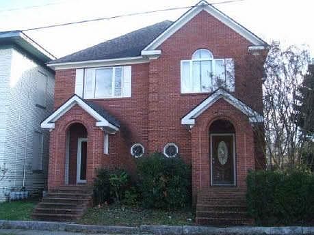 1st image of 310 3rd Ave #B