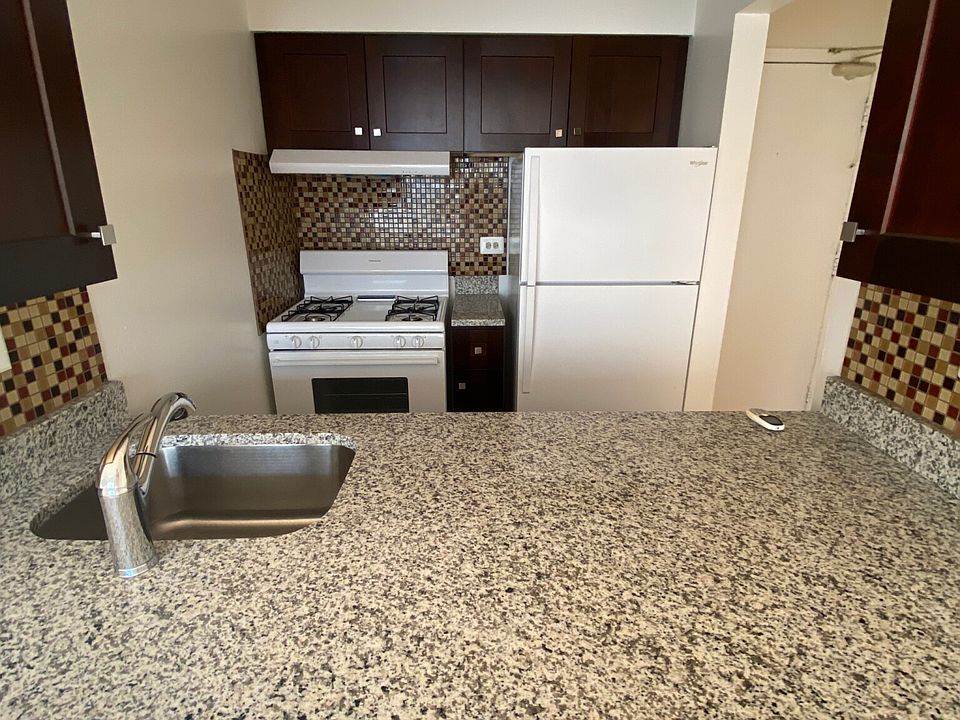 1st image of 3710 N Pine Grove Ave APT 415