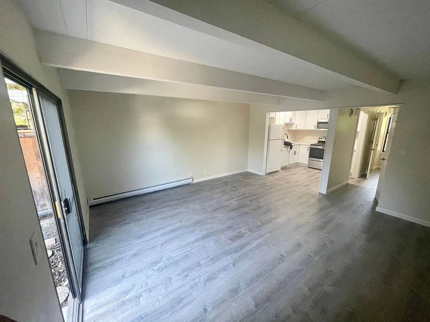 345 - 190 Adler Ave — Photo 4