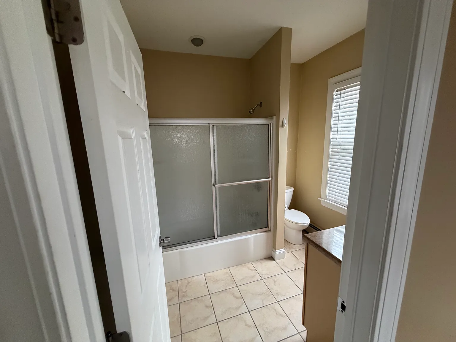 1 bed, $1,200 — Photo 3