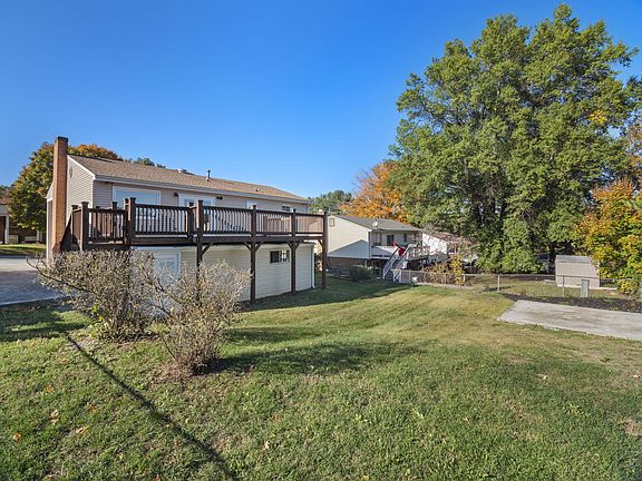 3rd image of 733 Finney Dr