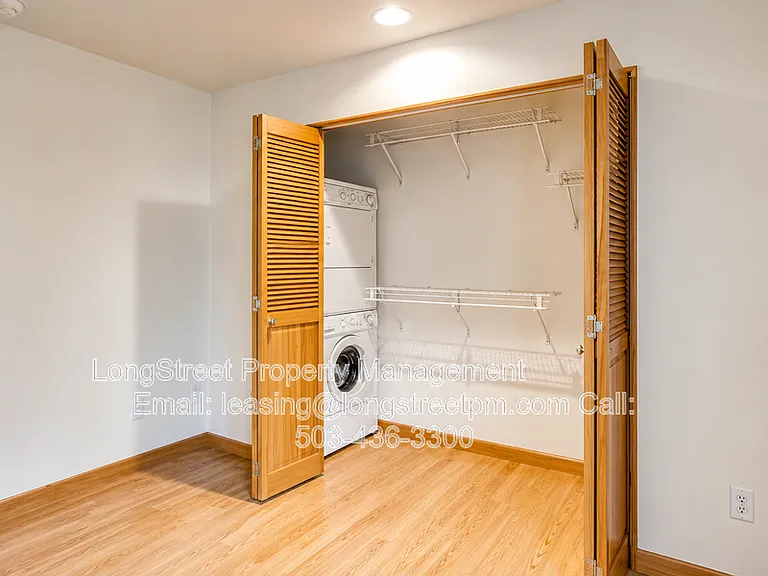 720 NW Naito Pkwy #D22 — Photo 18