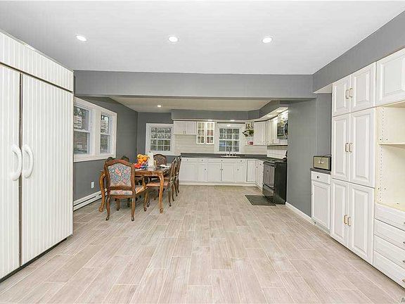 5th image of 186 Cypress Dr