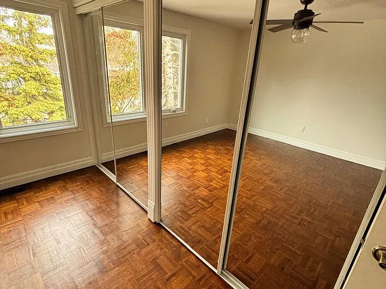 19 Jasper Cres #UPPER — Photo 18