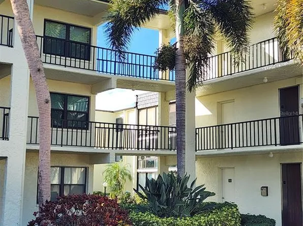 14130 Rosemary Ln APT 6107, Largo, FL 33774