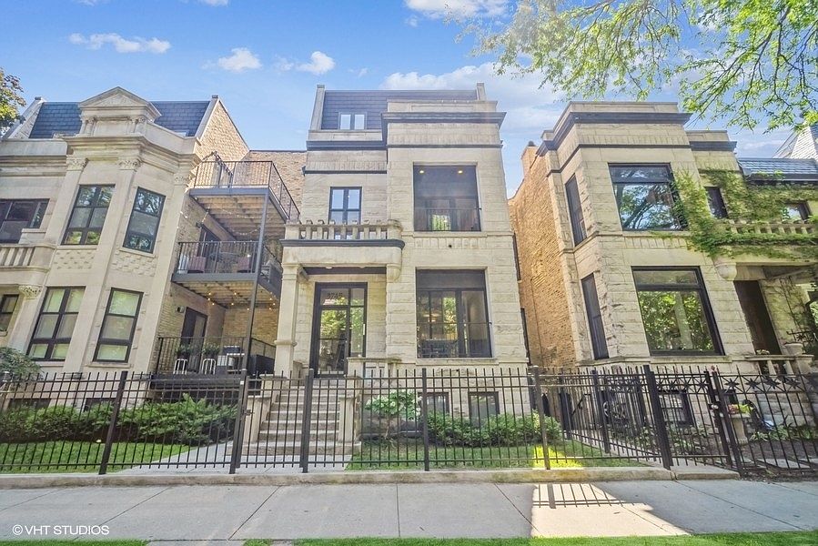 2nd image of 3745 N Sheffield Ave #4