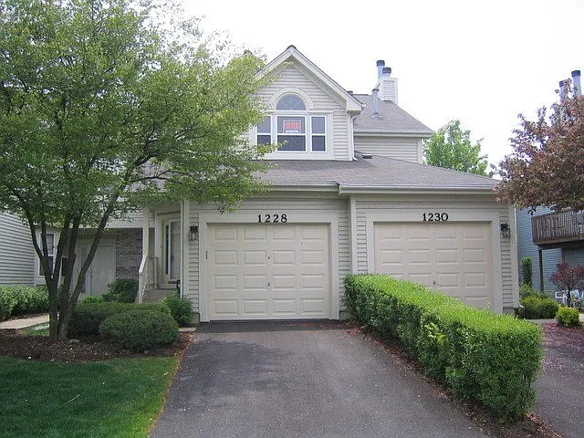 1228 Tennyson Ln