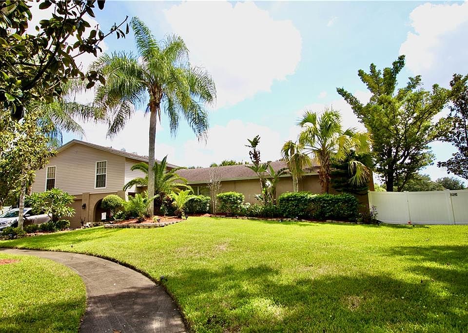 1st image of 6402 Brook Hollow Ct