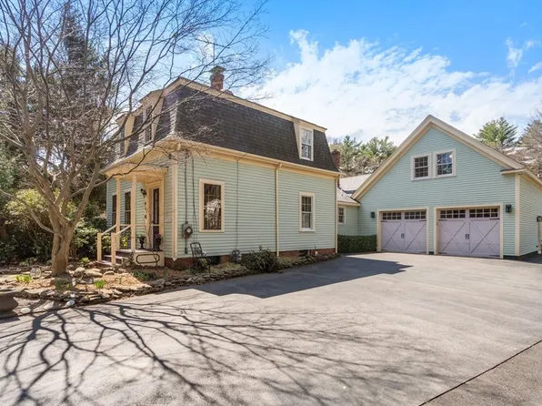 165 Gleasondale Rd, Stow, MA 01775