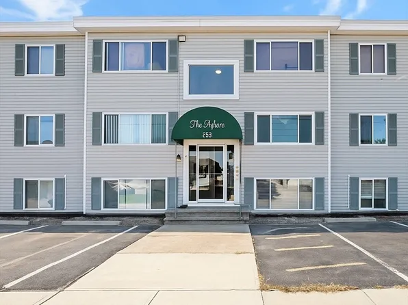 239 Glasgow St APT 8, Fall River, MA 02721