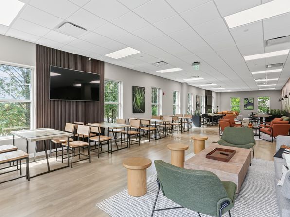 1851 Market St #E-411