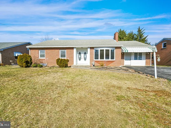 1845 Lincoln Way E #E, Chambersburg, PA 17202