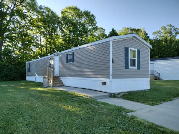 13 Birch Crest Dr #13, Flint, MI 48504