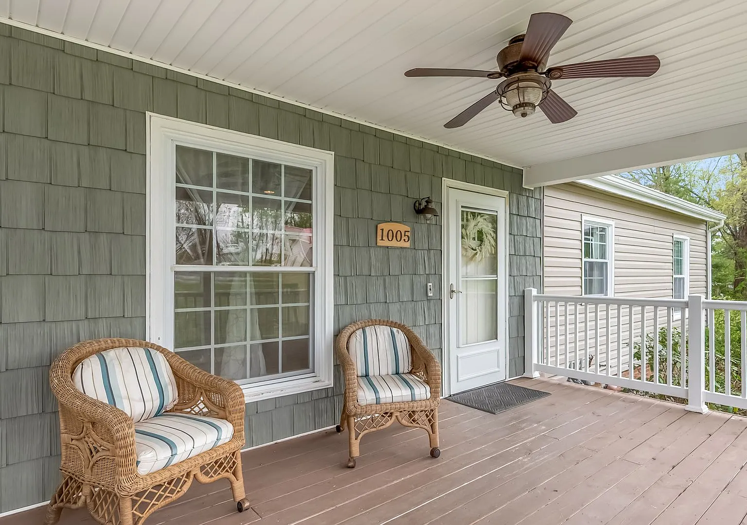 Spacious Ranch Close to Campus — Photo 4