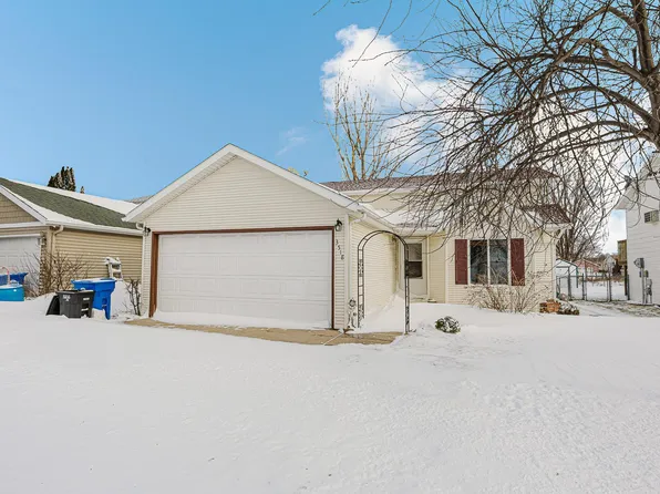 3518 31st St S, Fargo, ND 58104