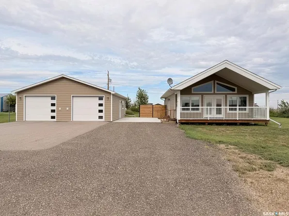 337 Railway AVENUE, Broderick, SK S0H 0L0