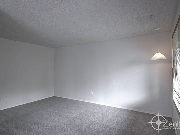 3rd image of 3006 NE 78th Ave