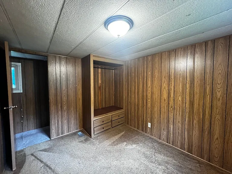 7592B Woodland Rd — Photo 8