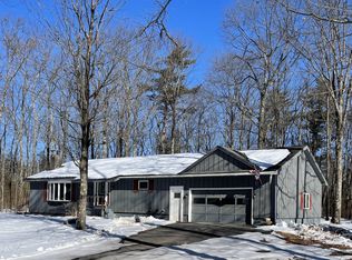 12 Hendrix Rd, Morrisonville, NY 12962