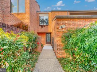 17 Oakhampton Dr, Lutherville Timonium, MD 21093