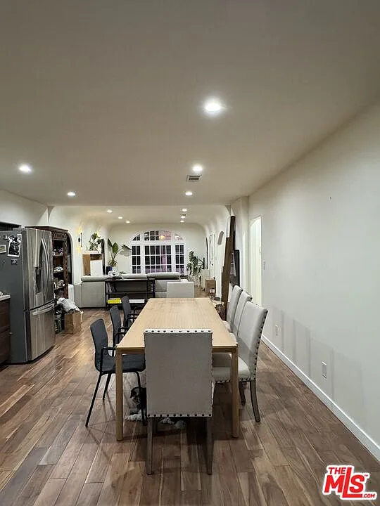 3 bed, 2.0 bath, 1785 sqft, $9,500 — Photo 4