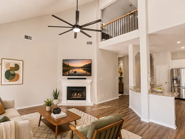 2416 McCarran Dr — Photo 3