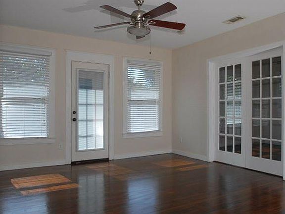 Living Room w/ Patio Door