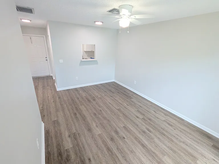 3031-3045 Springfield Ln #3043 — Photo 20