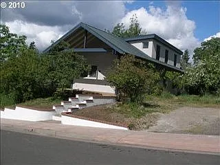 923 Tiara St photo 1