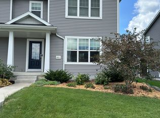 641 E Chapel Royal Dr, Verona, WI 53593
