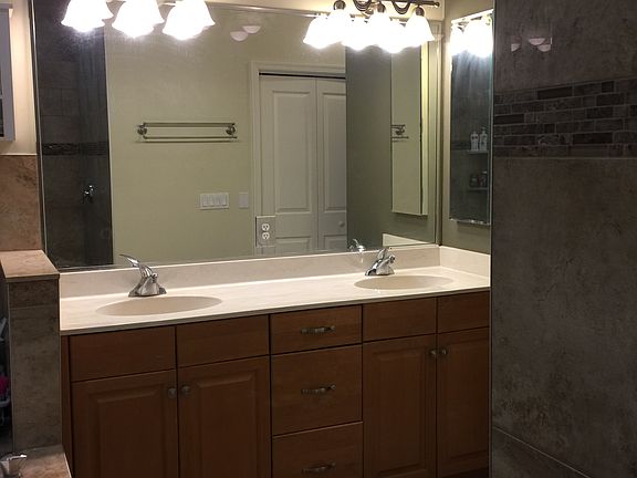 4th image of 18230 Riverwind Dr