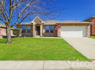 425 Longshore Dr, Little Elm, TX 75068