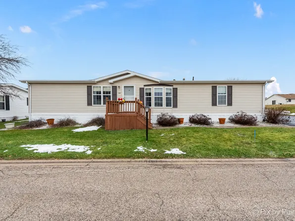 305 Tioga Trl, Marengo, IL 60152