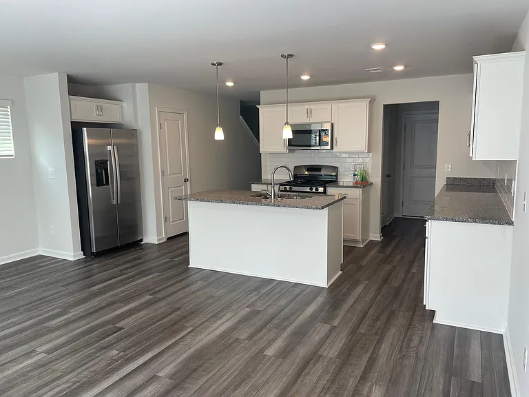 316 Reedmace Ct — Photo 10