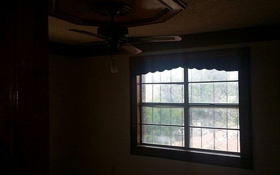 4th image of 303 W 5th St